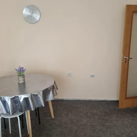 Adela Center Appartement